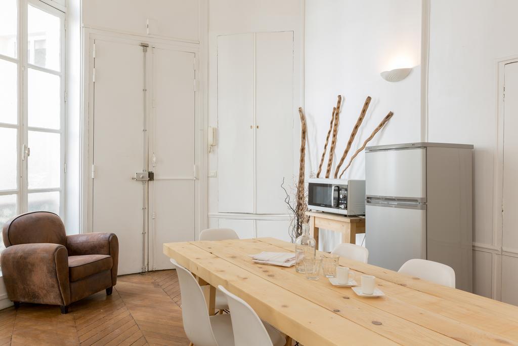 Habitat Parisien - 2Br-1Ba - Opera Palais Royal Apartment Bagian luar foto
